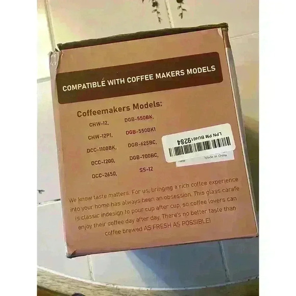 12 Cup Replacement Coffee Carafe Model DCC-1200PRC - Picture 2 of 3